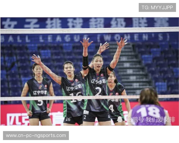 富力队内对抗赛精彩纷呈球员们展现出色技艺与团队默契